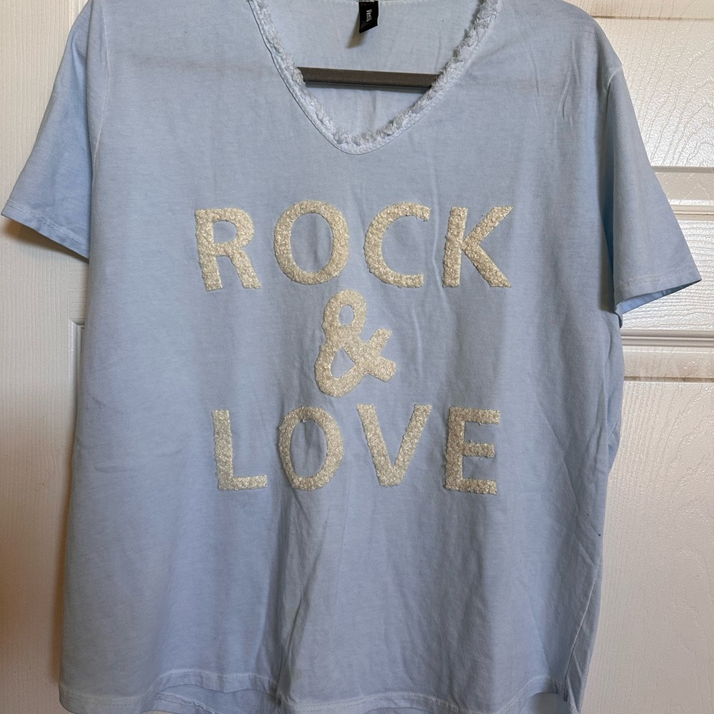 Sky Blue 'Rock & Love' V-Neck Women's Tee